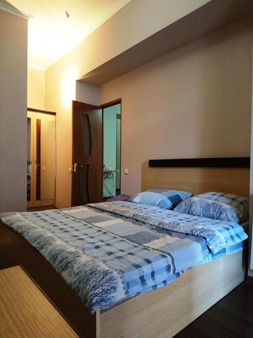 Luxury Apartment In The Centre Of 예레반 외부 사진