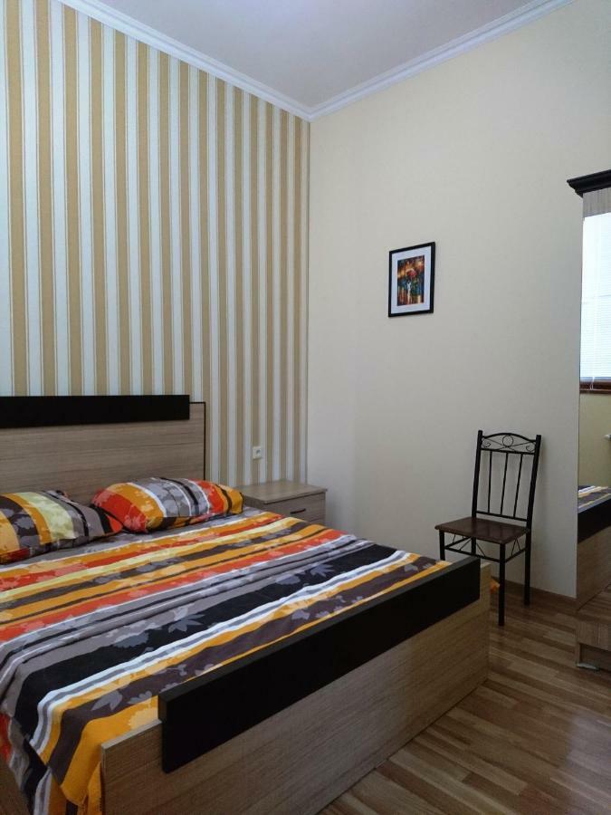 Luxury Apartment In The Centre Of 예레반 외부 사진