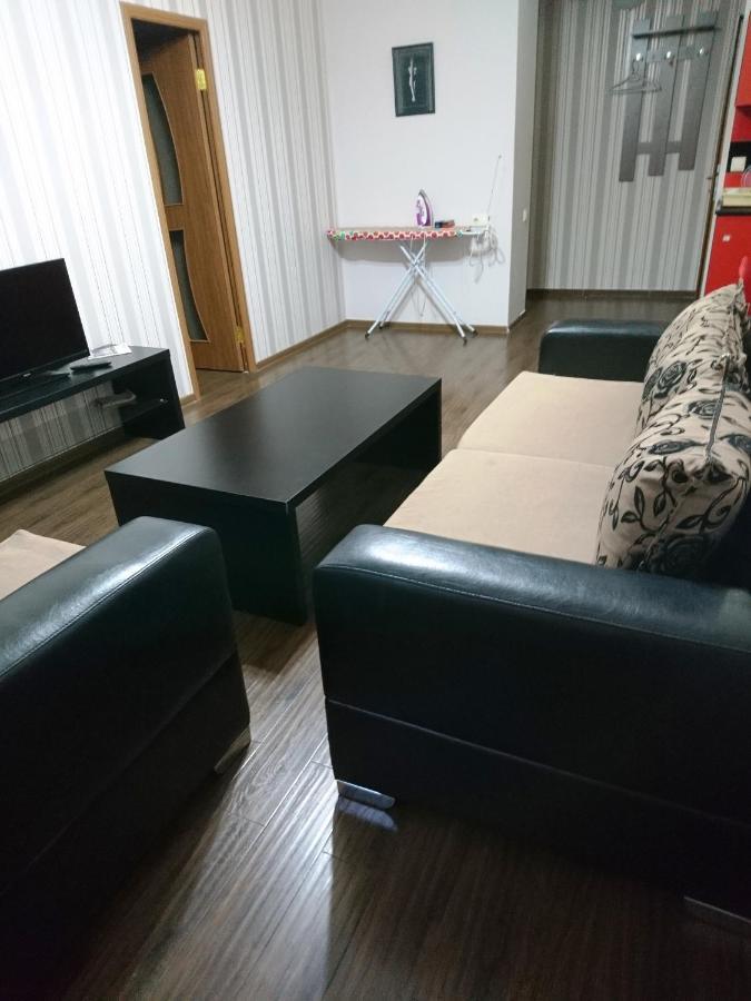 Luxury Apartment In The Centre Of 예레반 외부 사진